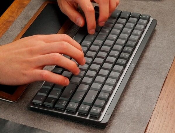 TECLADO LOGITECH INALAMBRICO MX MECHANICAL MINI Y SENSORES DE LUZ AMBIENTAL - Imagen 2