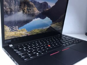 LENOVO THINKPAD CORE I5-8VA