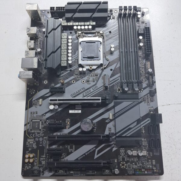 PLACA GYGABYE  Z390 - Imagen 2