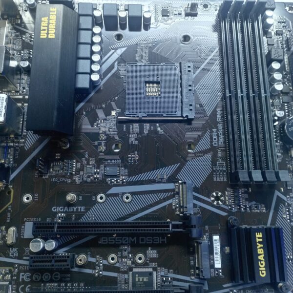 PLACA GIGABYTE B550M DS3H