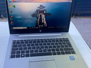 LAPTOP HP i7-8va