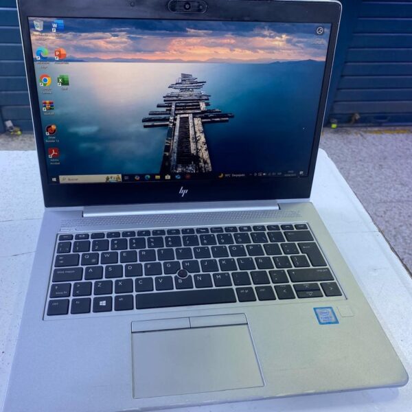 LAPTOP HP i7-8va